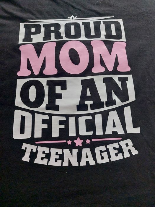 T-shirt - Proud mom of an official teenager