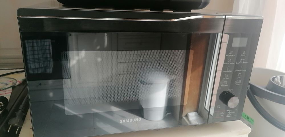 Microondas 3 em um gril e forno