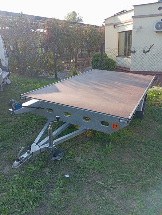Wypożyczalnia przyczep i lawet wynajem lawety i przyczepy W-wa Bielany