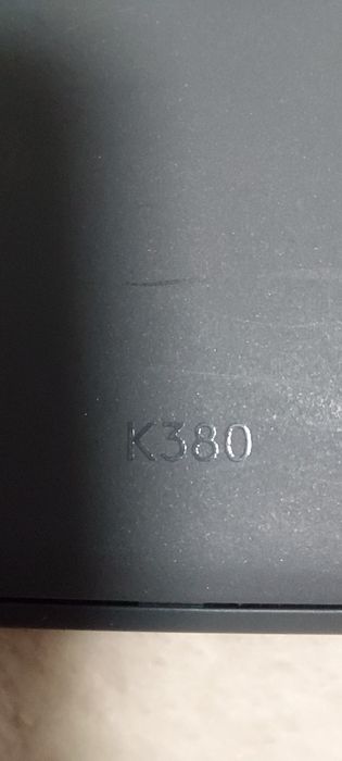 Продам безпроводную клавиатуру Logitech