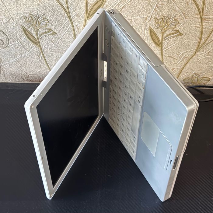Apple iBook g4 A1005 12ʼ 2002р раритет