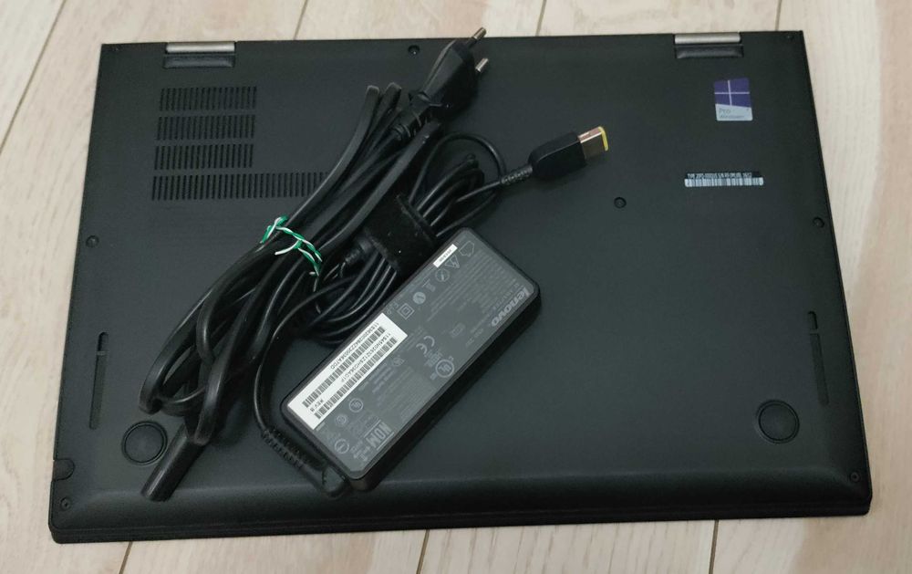 Ноутбук Lenovo ThinkPad X1 Yoga 1st i7 8GB 256GB SSD QuadHD IPS Touch