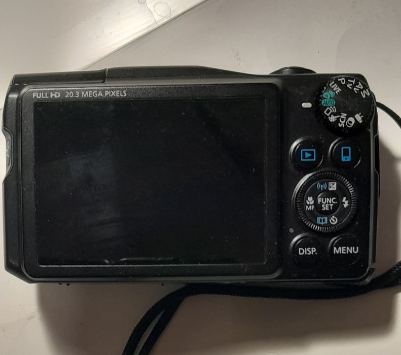 Фотоапарат  CENON