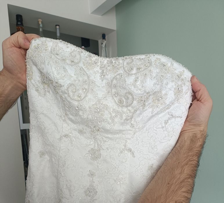 Suknia ślubna biała