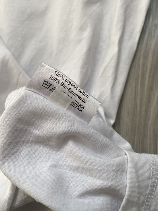 Biały T-shirt z czaszką, rozmiar L