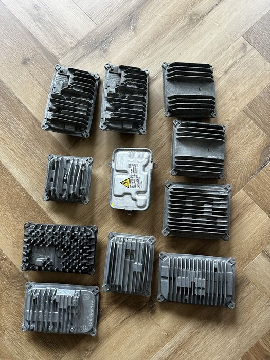 Modul lampy MERCEDES przetwornica LED reflektora A2228700789 A2189009700 A2189009800 A2479004104 A2479004907 A2189001902