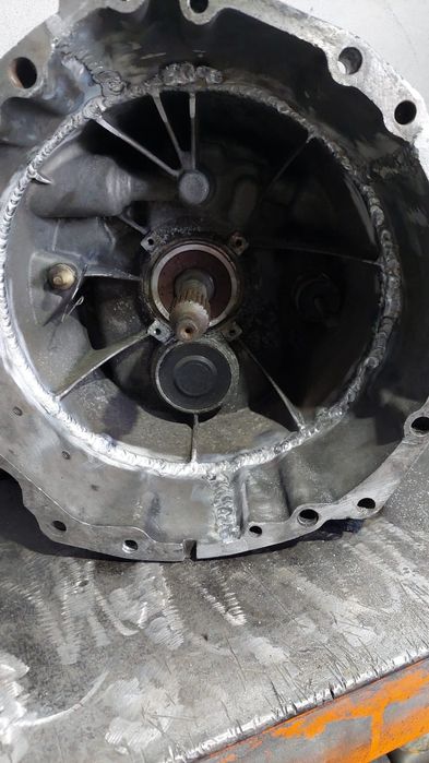 Caixa de 6 BMW adaptada para RB25