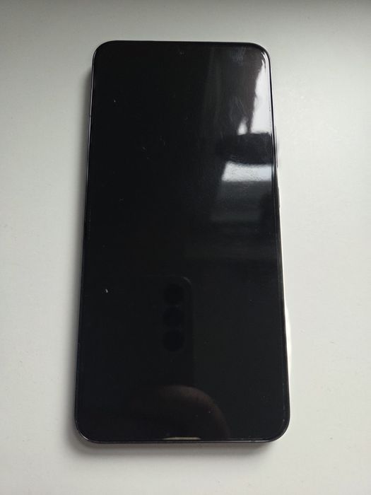 Samsung Galaxy S22 Plus – 128 GB / 8 GB RAM – bardzo dobry stan