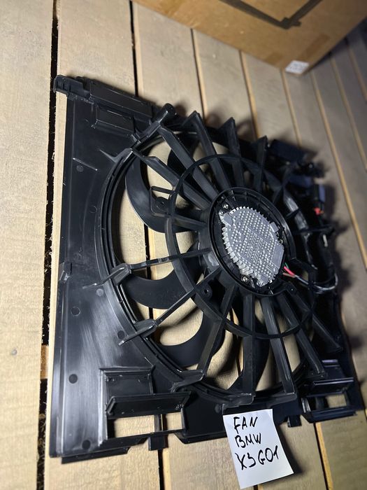 Вентилятор (диффузор) BMW X3 G01/X4 G02 в сборе 17118642749 /2017-2022