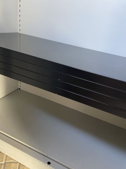 Armario de ferro , metal