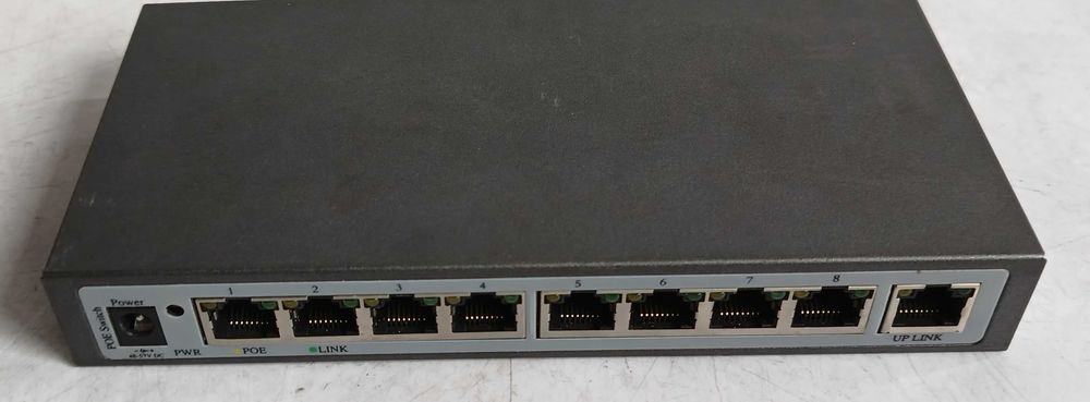 Switch Internec SPE118D PoE 8+1 10/100