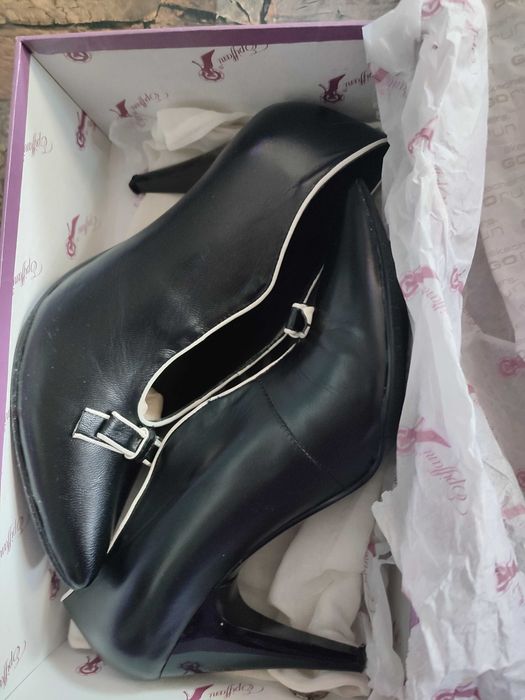 Туфлі човники ( батільйони) чорні на каблуку