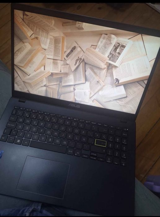 Portátil Asus como novo