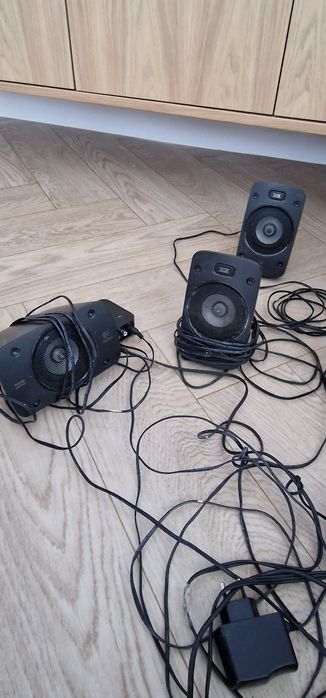 Głośniki Logitech Z906