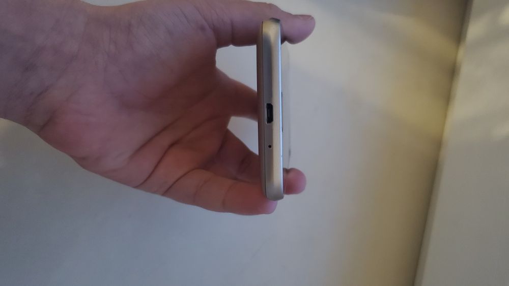 Samsung J1 2016 8gb