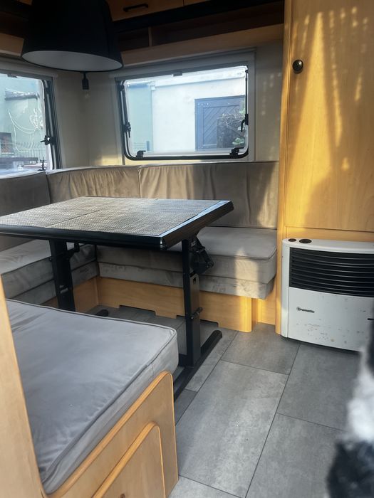 Hobby de luxe 450+ przedsionek Isabella Penta