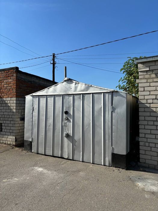 Продам гараж в кооперативі "Дніпро"
