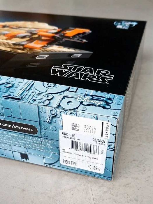 LEGO Star Wars 75380 Mos Espa Podrace Diorama