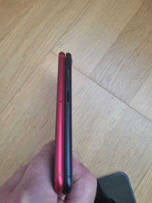 Корпус iphone SE 2020 оригинальный