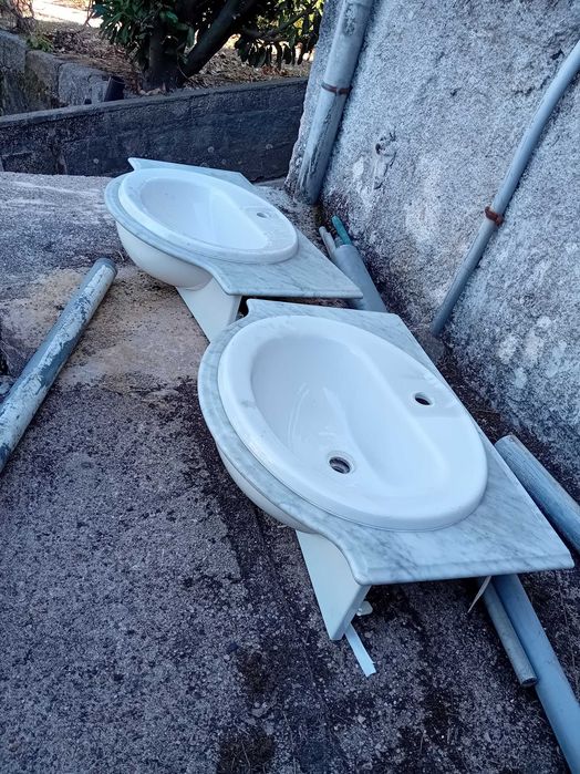 louça de casa de ano dou a quem precisar.