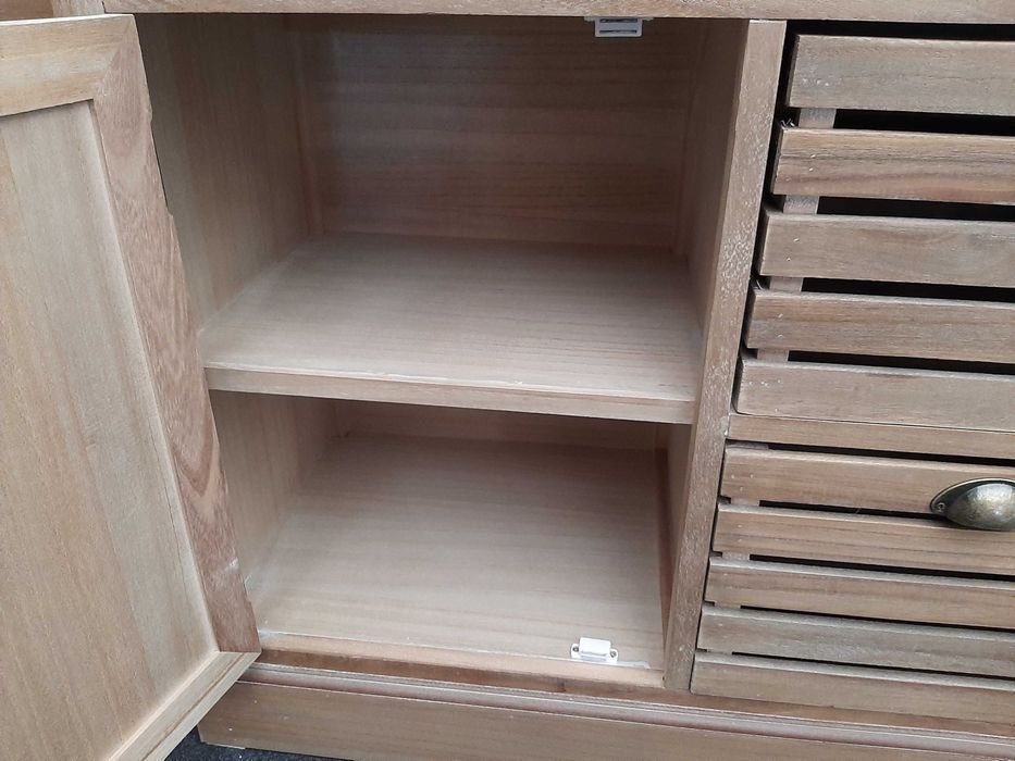 szeroka komoda 130cm z nadstawką kalafior