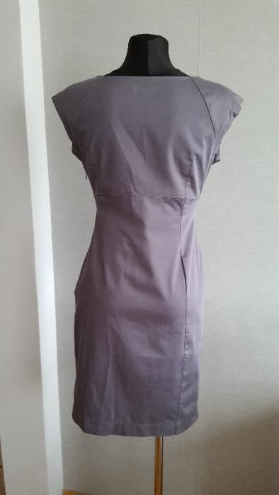 elegancka szara sukienka ołówkowa dekolt s 36