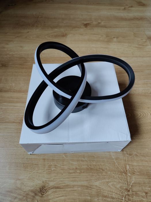 Sprzedam lampę LED sufitową