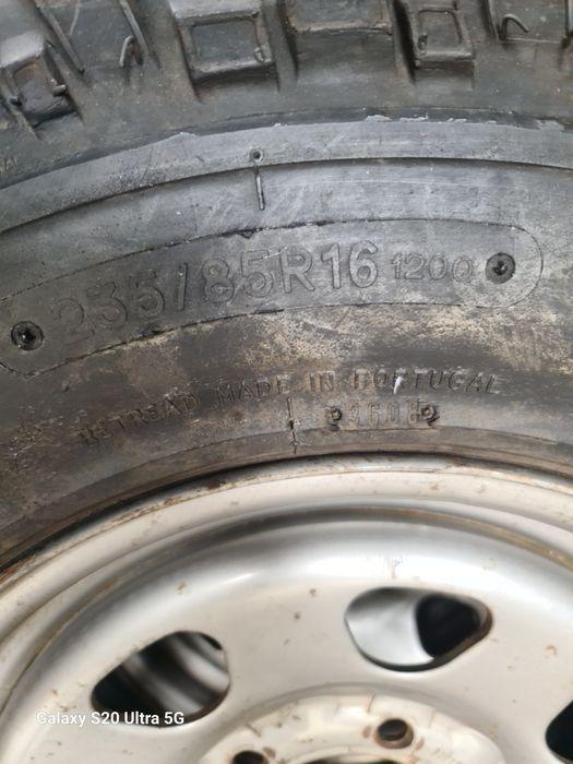 Pneus e jantes nissan patrol