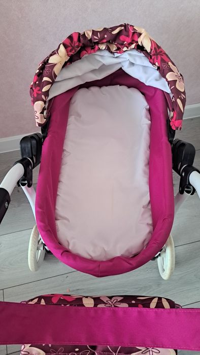 Коляска для ляльок  Lily  Sport