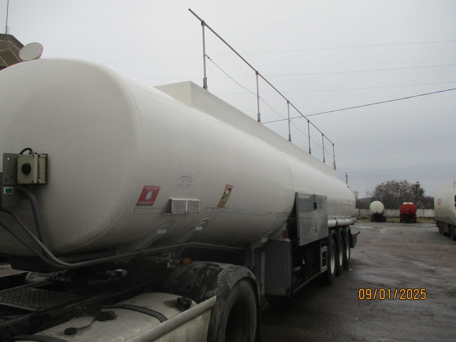 Напівпричіп цистерна ADR/продам бочку бензовоз/паливна Indox SC-3