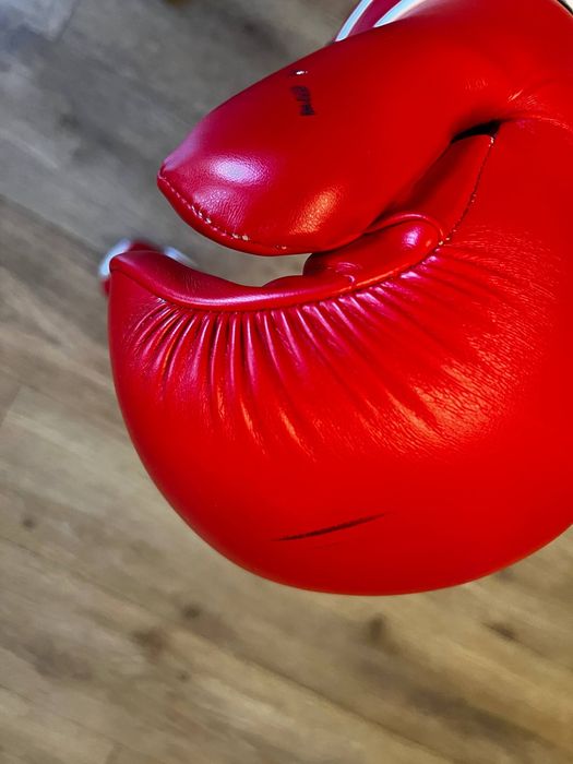 Перчатки для единоборств