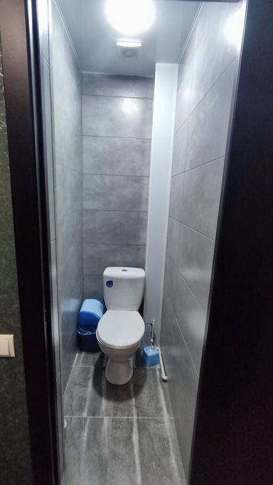 Продам 4-х кімнатну квартиру з автономним опаленням .