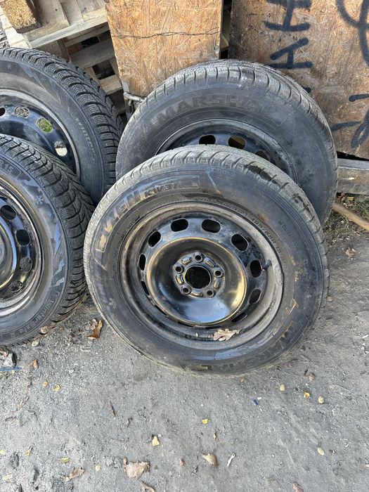 Комплект дисков ford 5/108, 195/65 R15 ц.о. 63.3 , зимняя резина