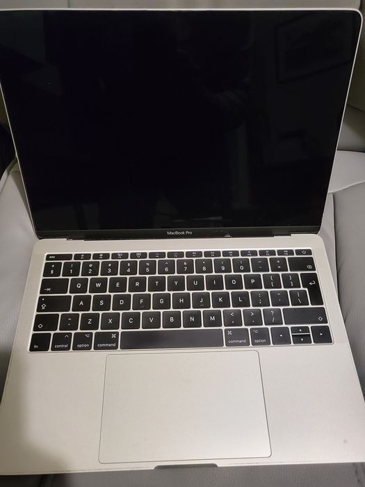 Mcbook pro 13" 2017 stan idealny