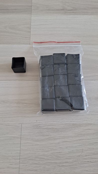 Sprzedam podkładki pod nogi krzesła