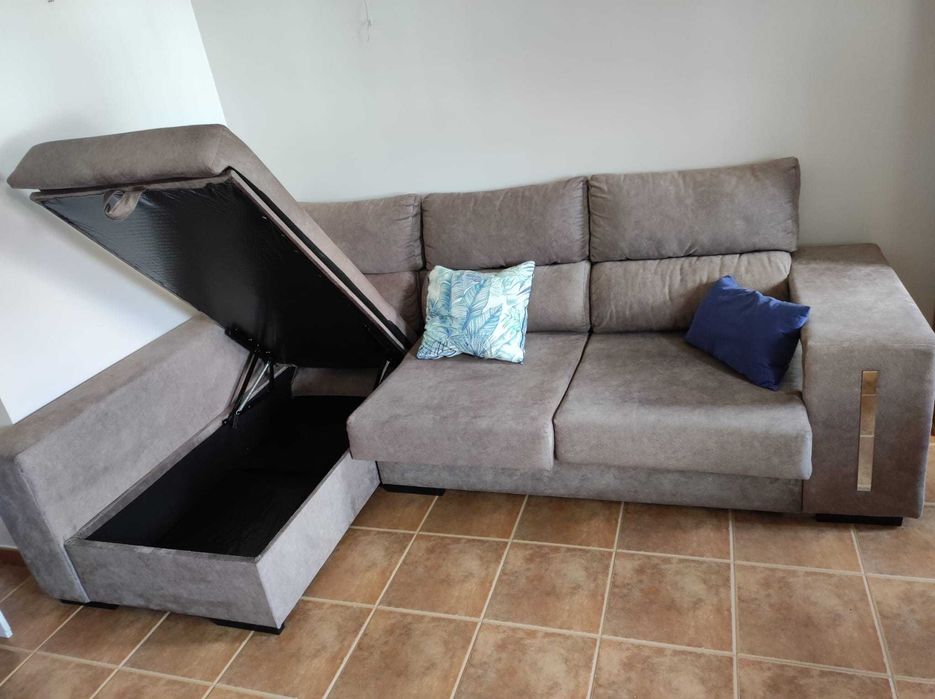Oportunidade: Chaise longue cinzento reclinável e com arrumação