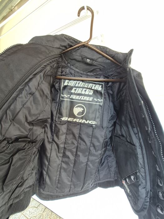 Casaco de moto de senhora marca Bering