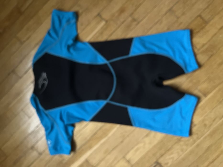 Гідрокостюм жіночий