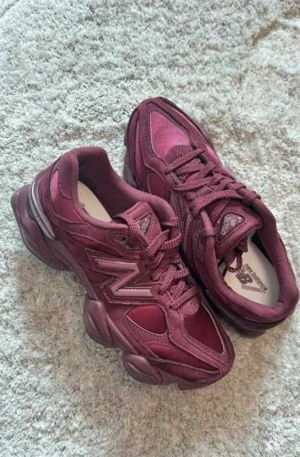 New Balance 9060 bordowy R.38