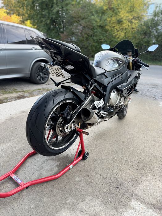 Спортбайк BMW s1000 rr
