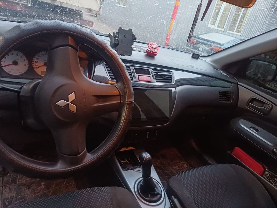 Продам  Mitsubishi Lancer  9 в нормальному стані