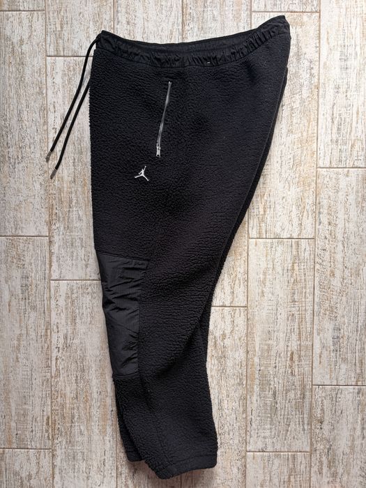 Оригінальні зимові флісові спортивні штани Jordan Essential Winter Fleece (DV1569-010) Розмір L НЮАНС!
