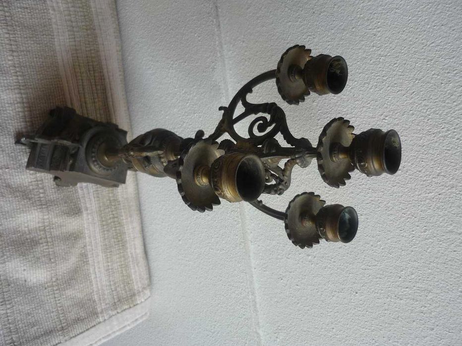 par candelabros para 4 lumes antigos