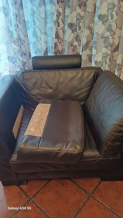 Sofa de sala em pele