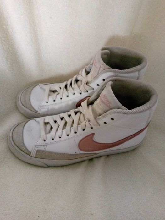 Oryginalne Sneakersy Młodzieżowe Nike Blazer Mid '77 r. 38 Białe