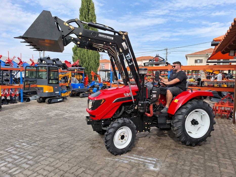 TRATOR TRS 504 – 50 CV COM CARREGADOR FRONTAL | FORÇA E VERSATILIDADE
