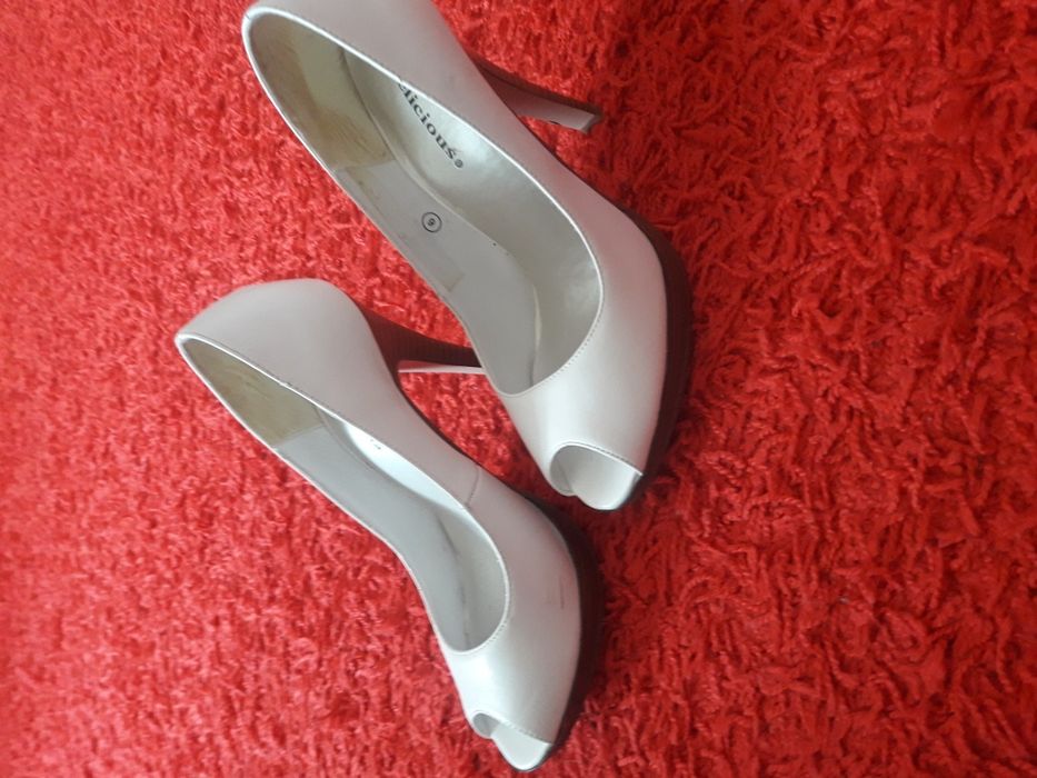 Buty damskie