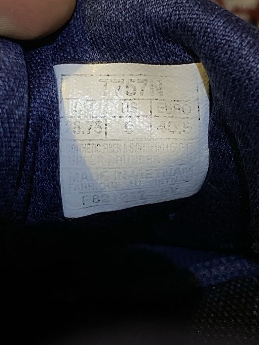 Кросівки ASICS GT-2000