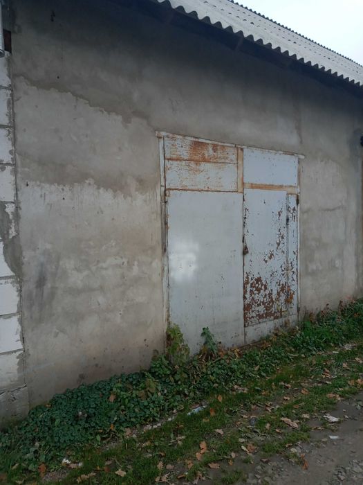 Продам двухэтажный гараж-бокс в гаражном кооперативе "Светофор"