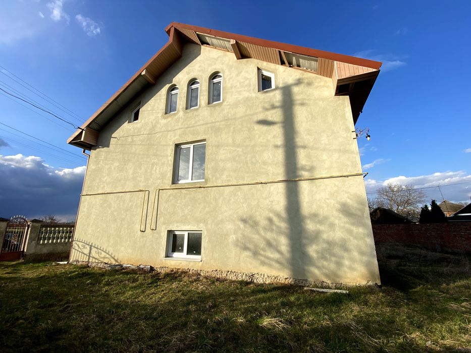 Продаж Комерційної Будівлі 450м.кв. с.Братківці. 5км. до м.Стрий